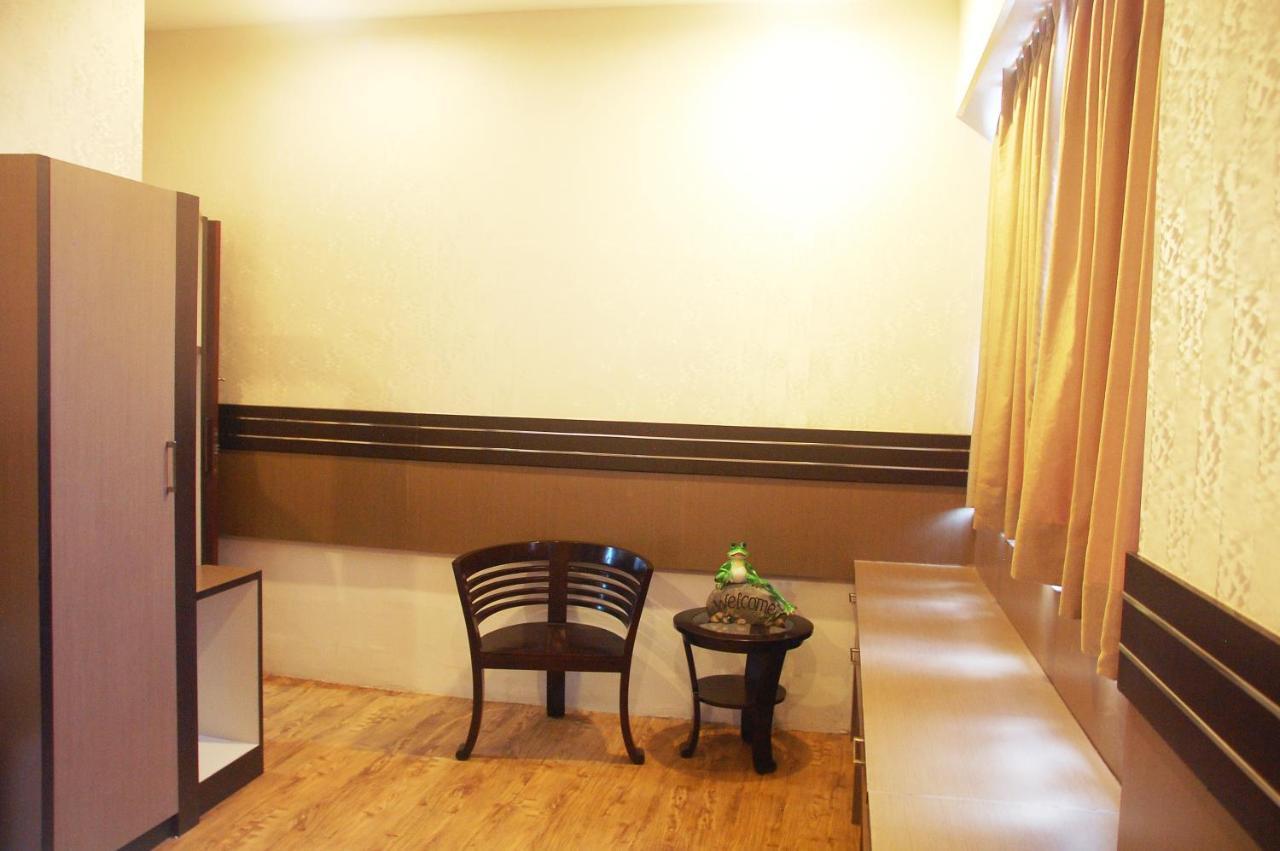 Gandhi Inn Medan Habitación foto